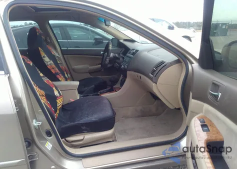 2005 Honda Accord 2.4 Ex from USA, damaged, VIN 1HGCM56745A075063